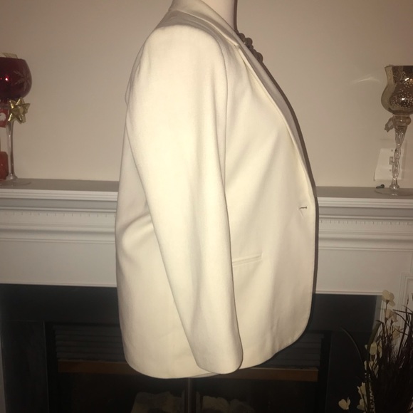 Sag Harbor | Single Button White Blazer - Picture 3 of 7